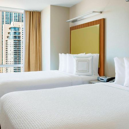 Springhill Suites Chicago Downtown/River North מראה חיצוני תמונה