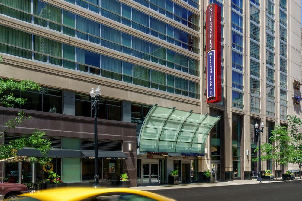 Springhill Suites Chicago Downtown/River North מראה חיצוני תמונה