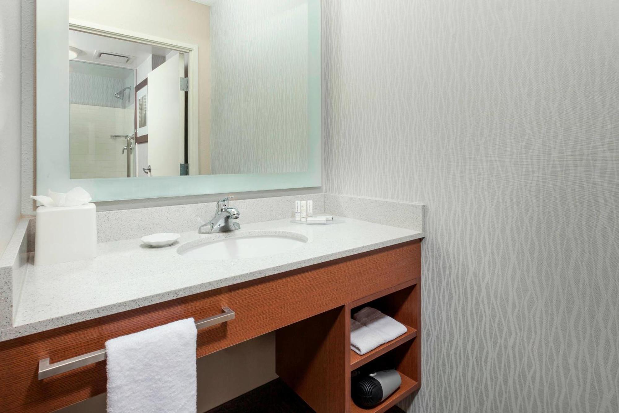Springhill Suites Chicago Downtown/River North מראה חיצוני תמונה